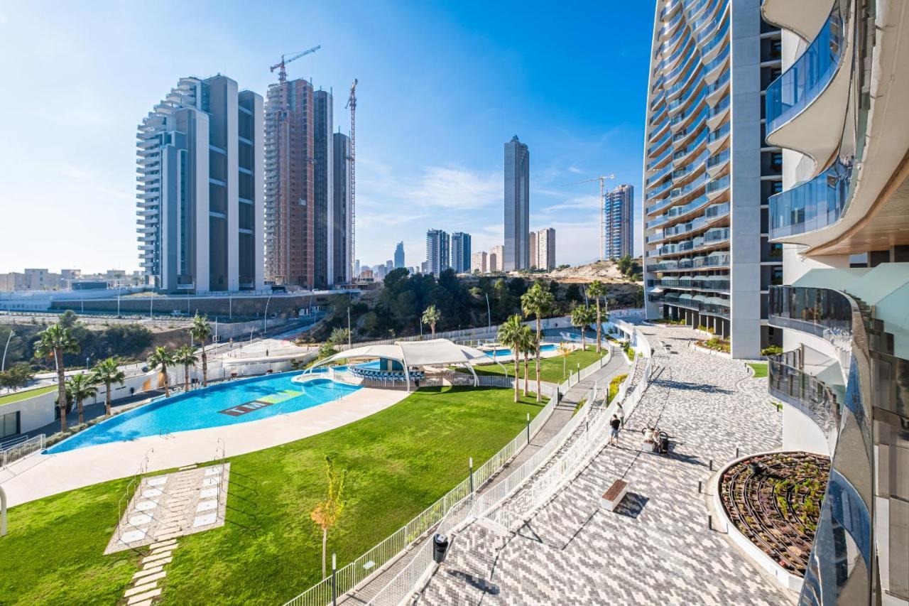 Sunset Waves Deluxe Apartments Poniente Beach Resort Benidorm Exteriör bild
