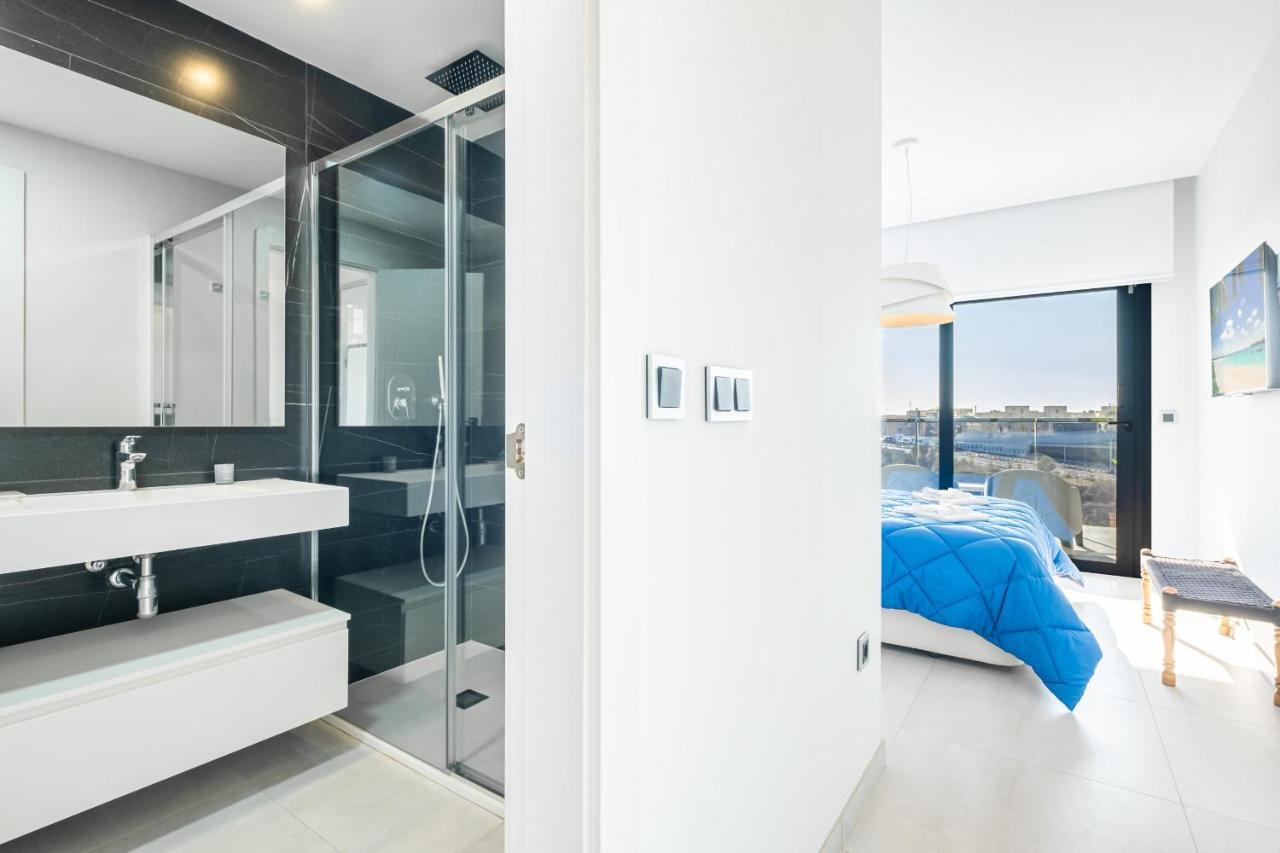 Sunset Waves Deluxe Apartments Poniente Beach Resort Benidorm Exteriör bild