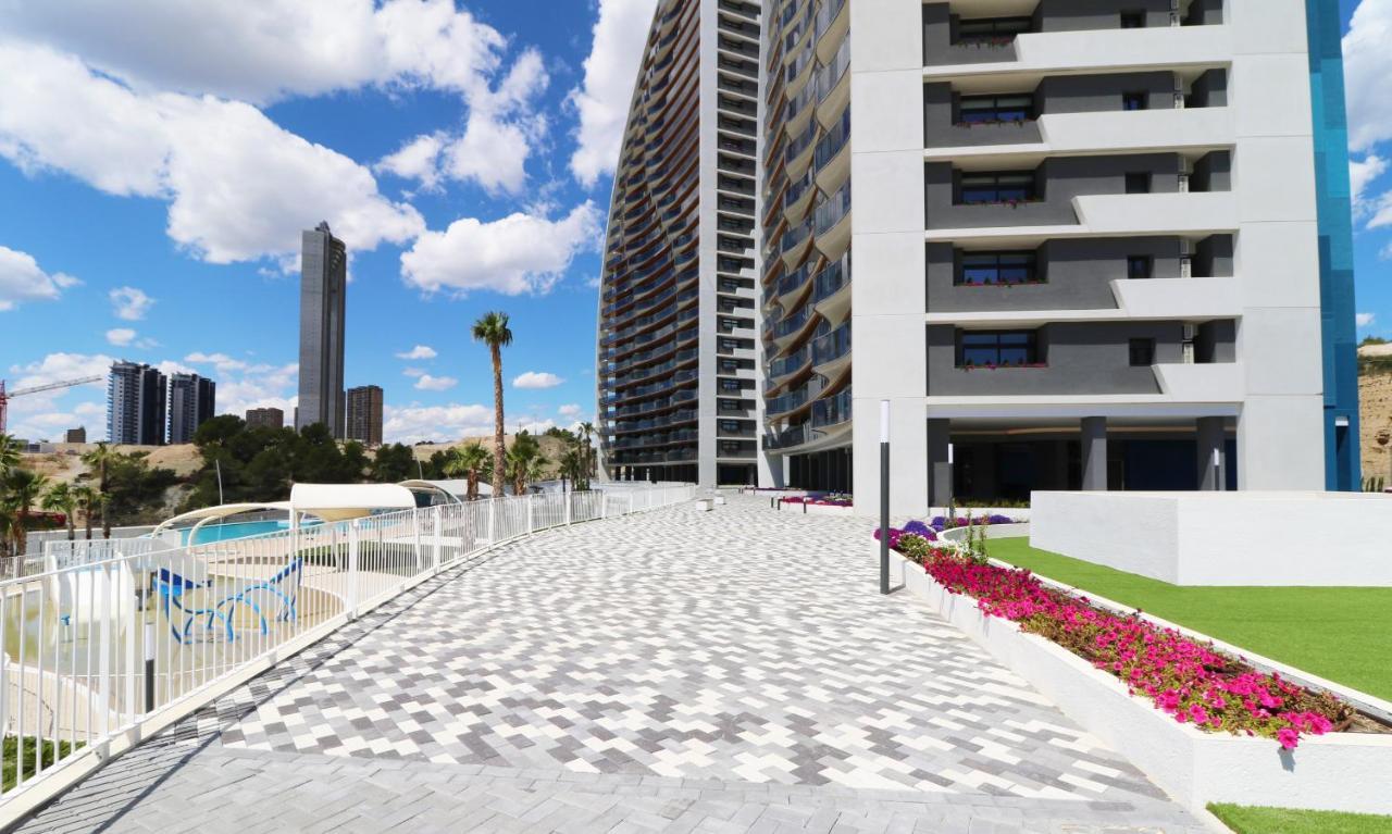 Sunset Waves Deluxe Apartments Poniente Beach Resort Benidorm Exteriör bild