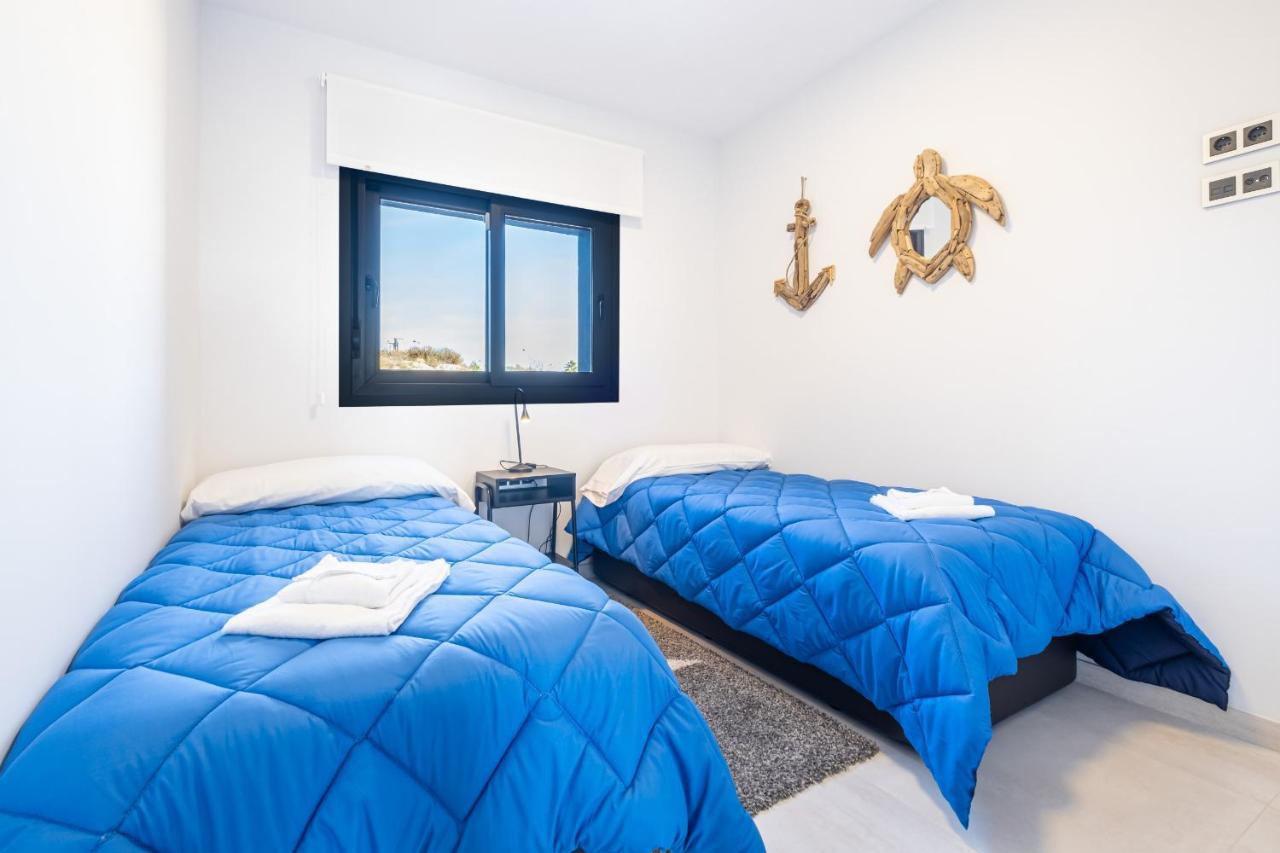 Sunset Waves Deluxe Apartments Poniente Beach Resort Benidorm Exteriör bild