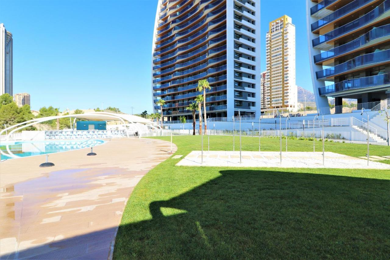 Sunset Waves Deluxe Apartments Poniente Beach Resort Benidorm Exteriör bild