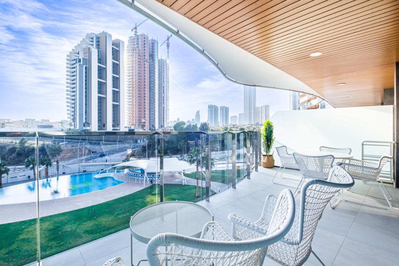 Sunset Waves Deluxe Apartments Poniente Beach Resort Benidorm Exteriör bild