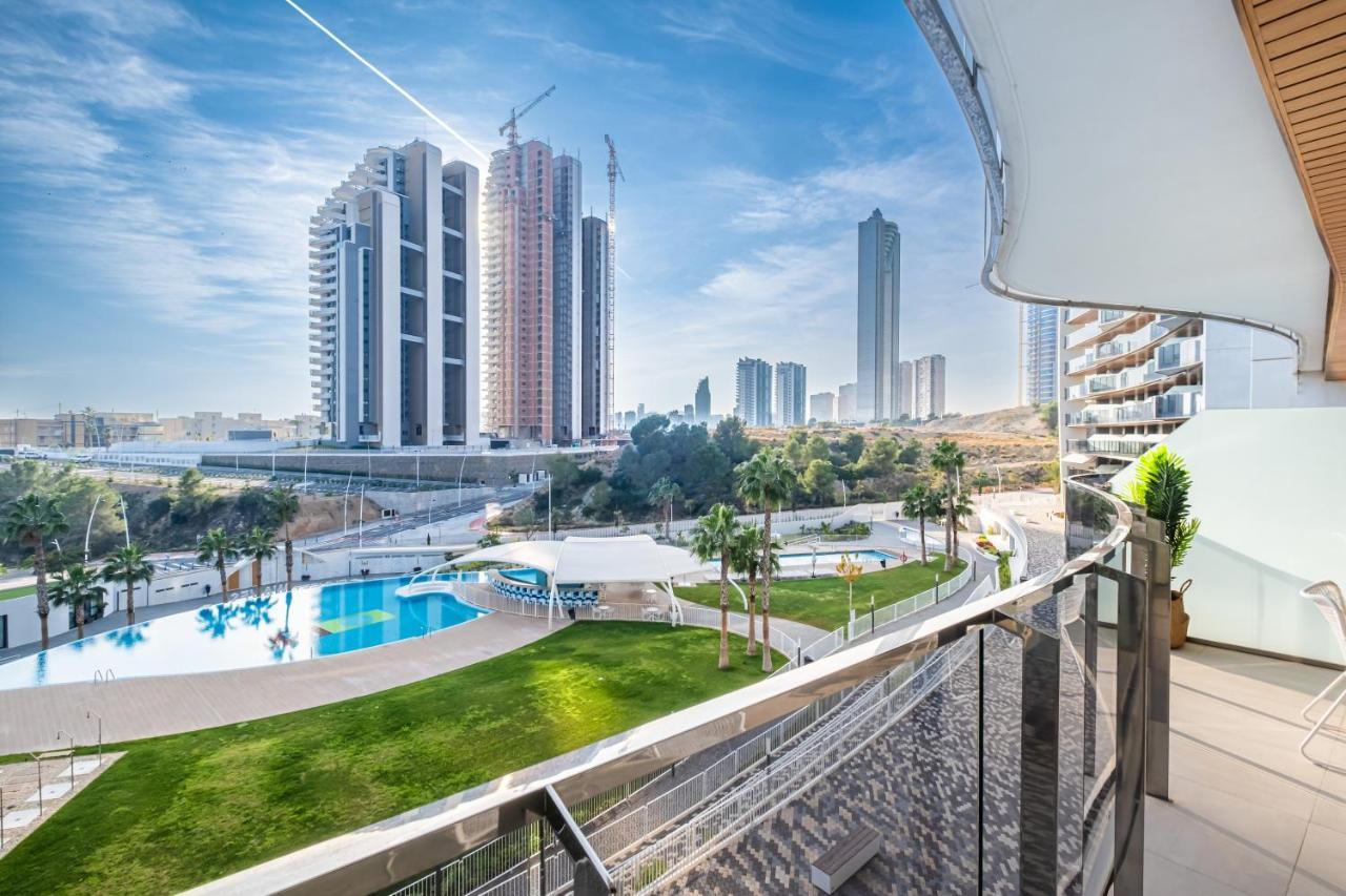 Sunset Waves Deluxe Apartments Poniente Beach Resort Benidorm Exteriör bild